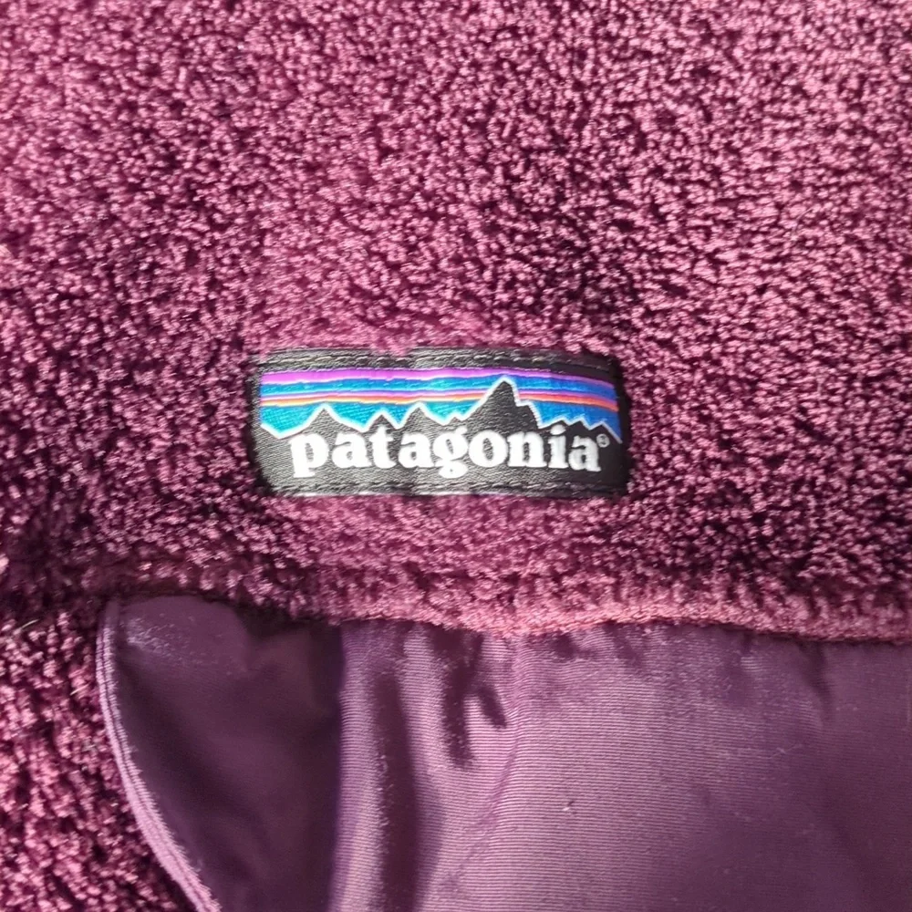 Women's Patagonia Pullover - Picture 2 of 4